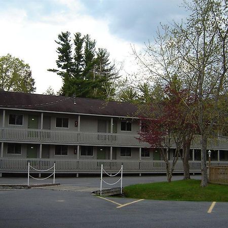 Lake George Suites Exterior foto